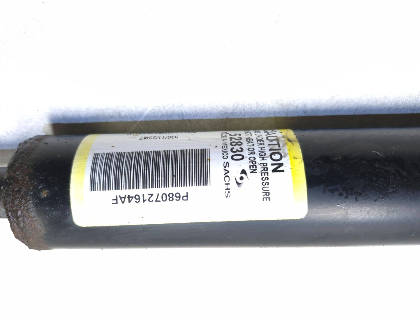 2018 Chrysler 300 AWD Rear Shock Strut Absorber Left & Right OEM