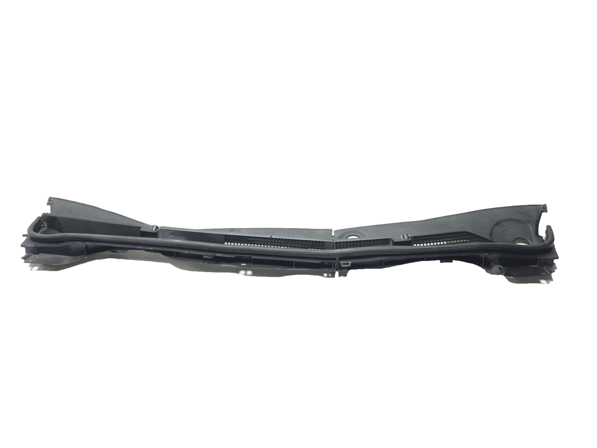 2004-2008 Acura Tl Front Windshield Wiper Cowl Cover Panel OEM
