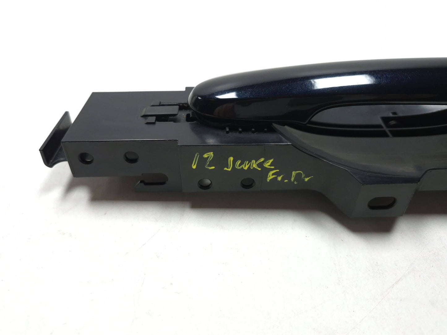 2012 Nissan Juke Front Exterior Door Handle Driver Side Left OEM