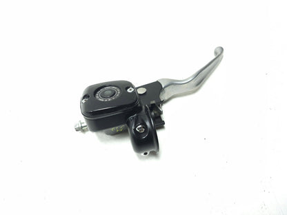 2002 Harley Davidson Touring Road King Front Brake Master Cylinder OEM