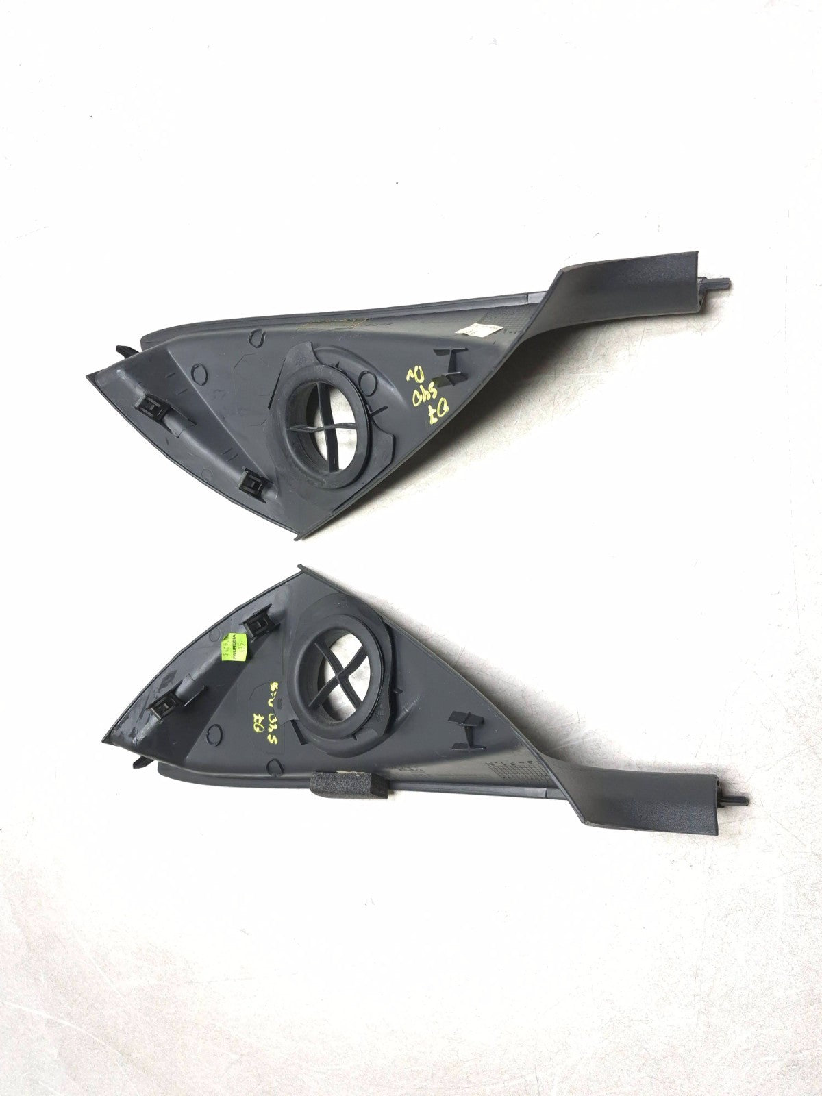 2007 Volvo S40 Dash End Cap Cover Trim Left & Right OEM