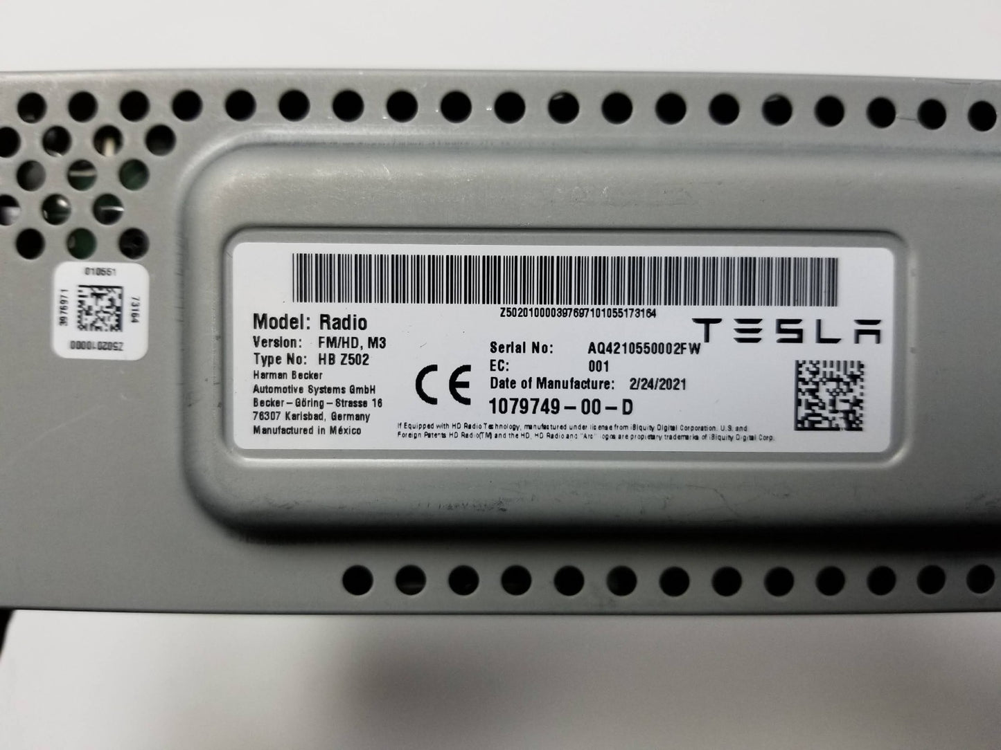 2021 Tesla Model 3 FM Hd Radio Receiver Module 1079749-00-d OEM