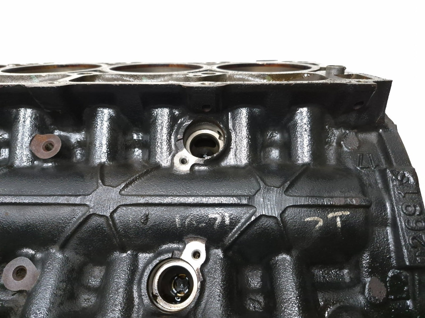 2020 Dodge Challenger Engine Block 5.7l V8 OEM