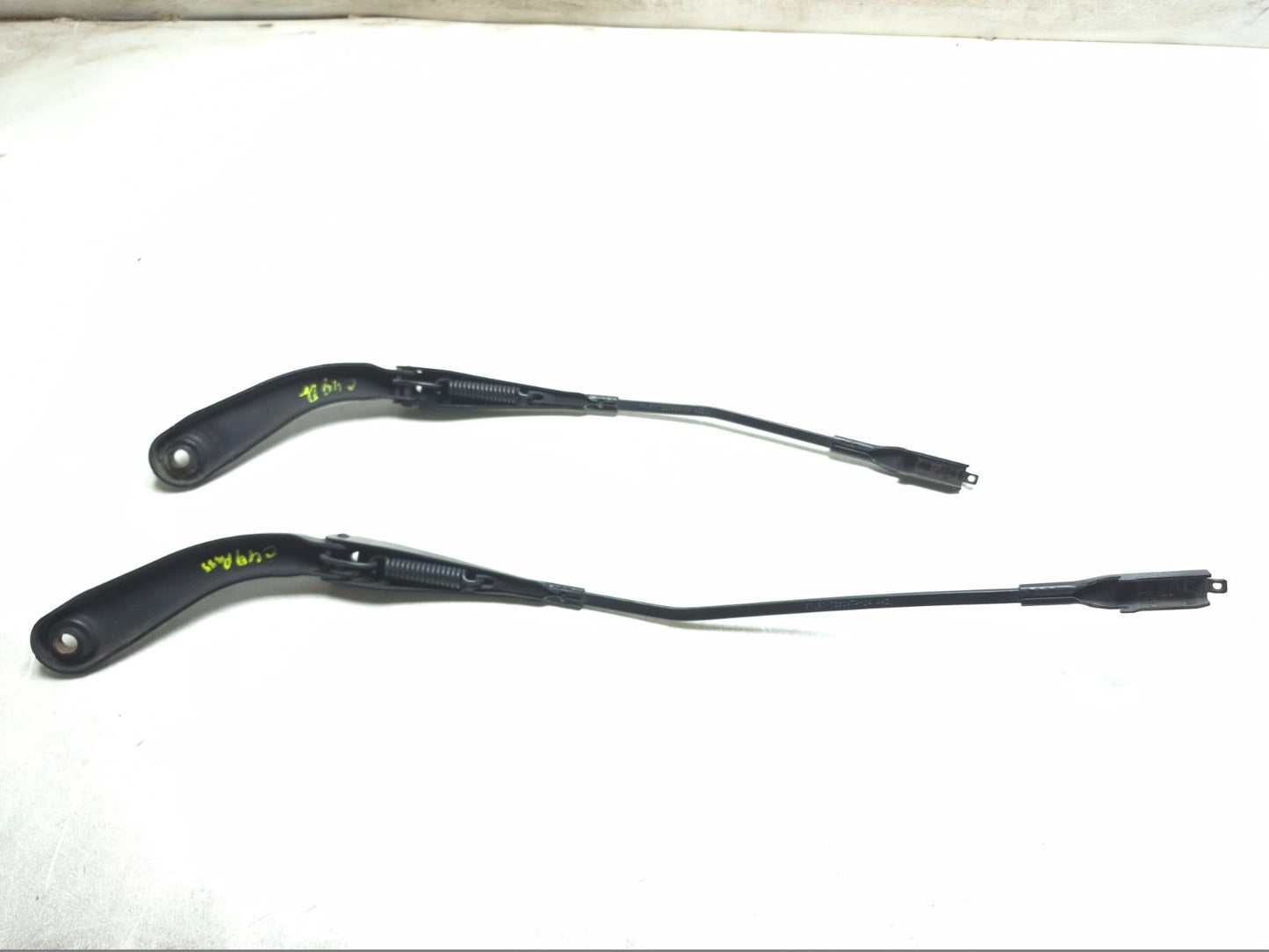 2013 BMW 328i F30 Front Wiper Arm Left & Right Pair OEM