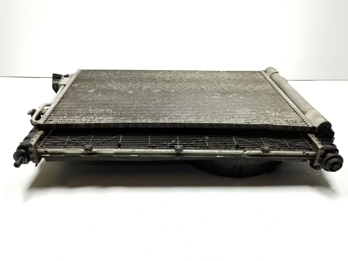 13 14 15 16 GMC Acadia Radiator Condenser Cooling Fan Assy OEM
