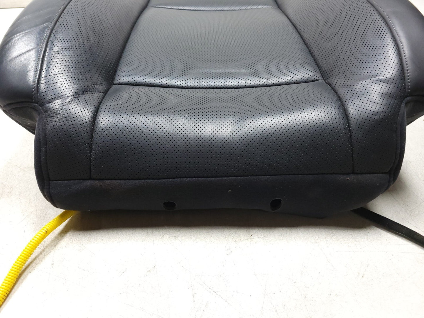 2009 - 2012 Hyundai Genesis Front Upper Seat Cushion Passenger Side Right OEM