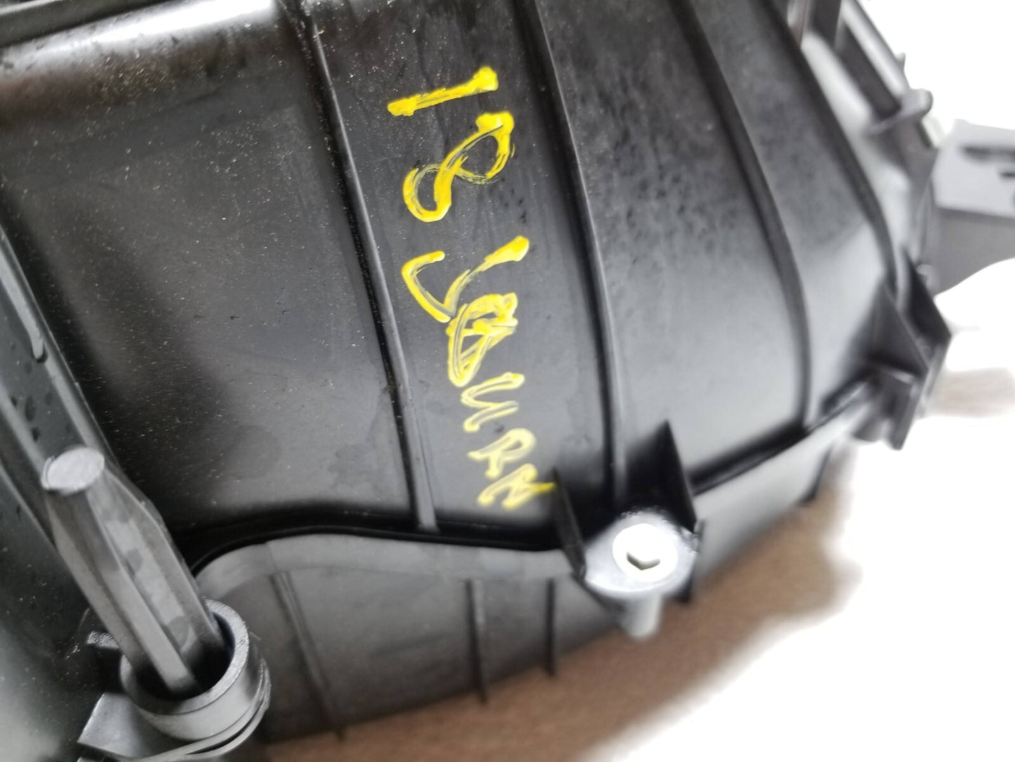 2012 - 2020 Dodge Journey Rear AC HVAC Heater Core Blower Motor Housing OEM