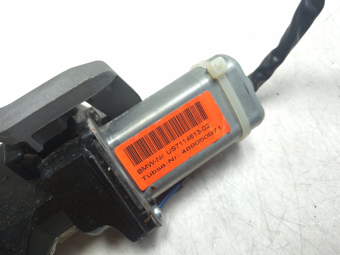 2008 BMW X6 E71 Rear Trunk Tailgate Lock Drive Motor  OEM