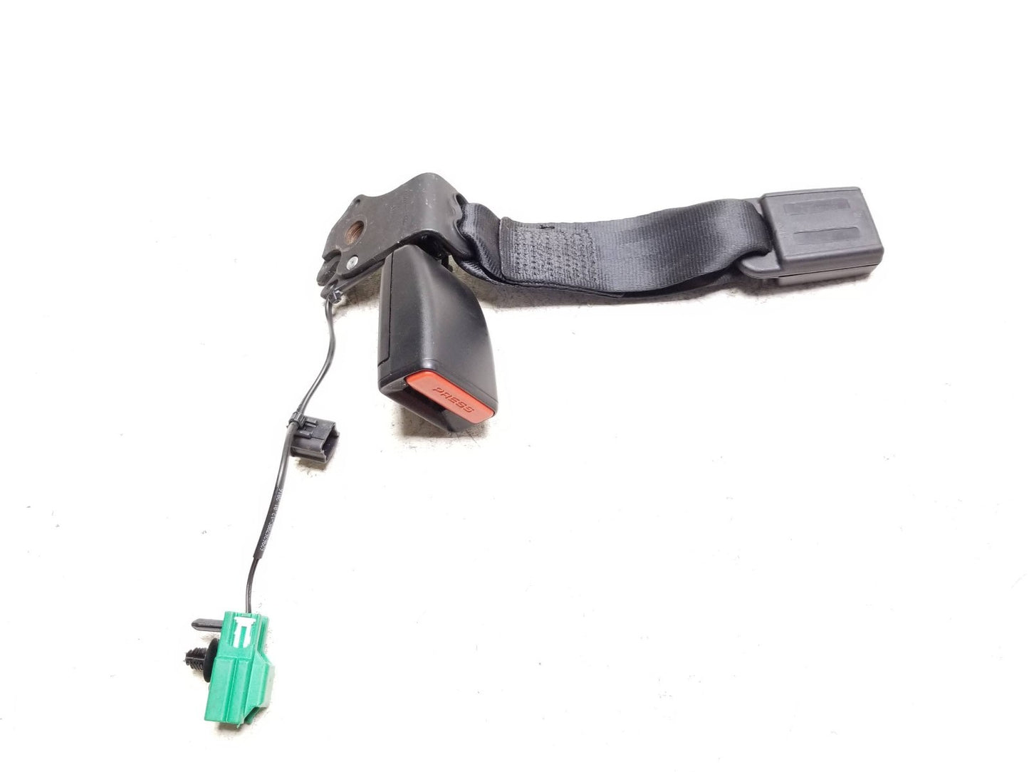 2017 Jaguar Xe Rear Driver Side Left Seatbelt Buckle OEM T4n9487pvj