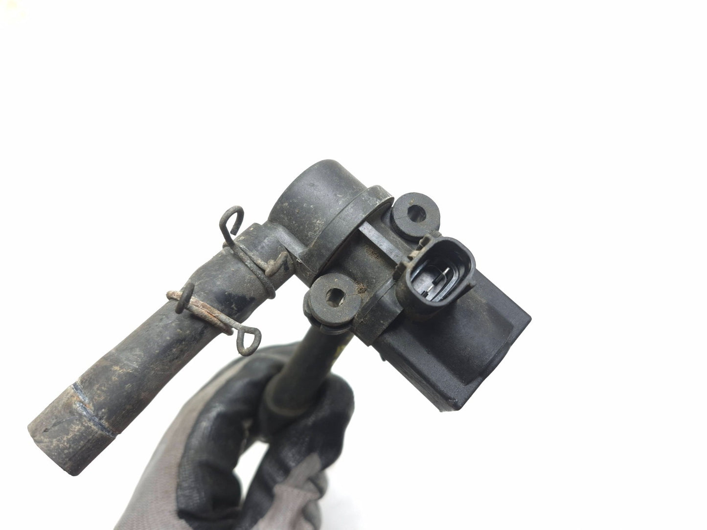 2016 Yamaha Yzf R3 Air Valve Solenoid Top Engine Switch Sensor OEM