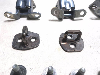 2010 Nissan Maxima Sv Passenger Side Door Hinge & Latch 6pcs W/ Bolt 8pcs OEM