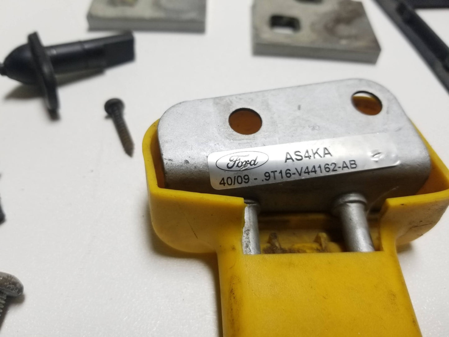 10- 13 Ford Transit Connect Rear Back Door Hinge & Lock Passenger Side Right OEM