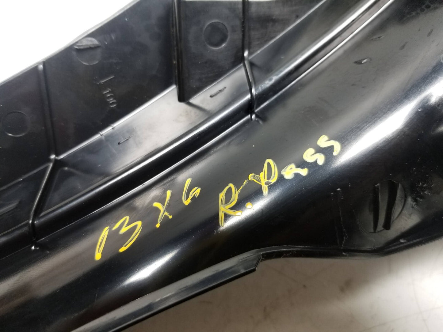07 08 09 10 11 12 13 BMW X6 C Pillar Column Trim Panel Right Pass OEM