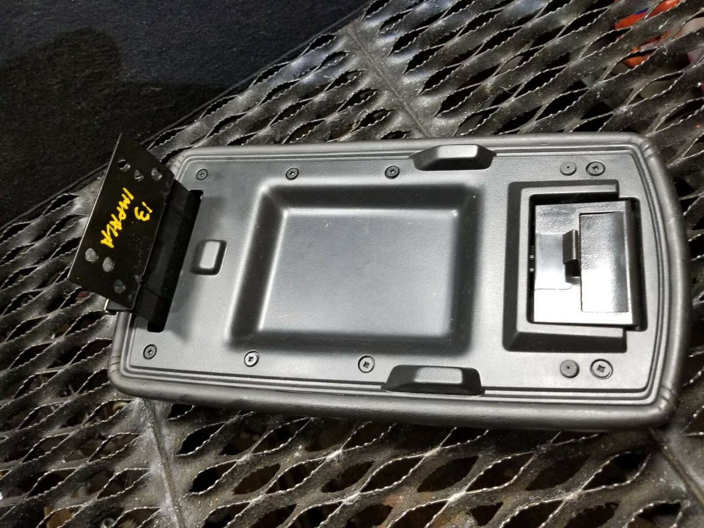 07 08 09 10 11 12 13 Chevy Impala Center Console Armrest Arm Rest Lid OEM