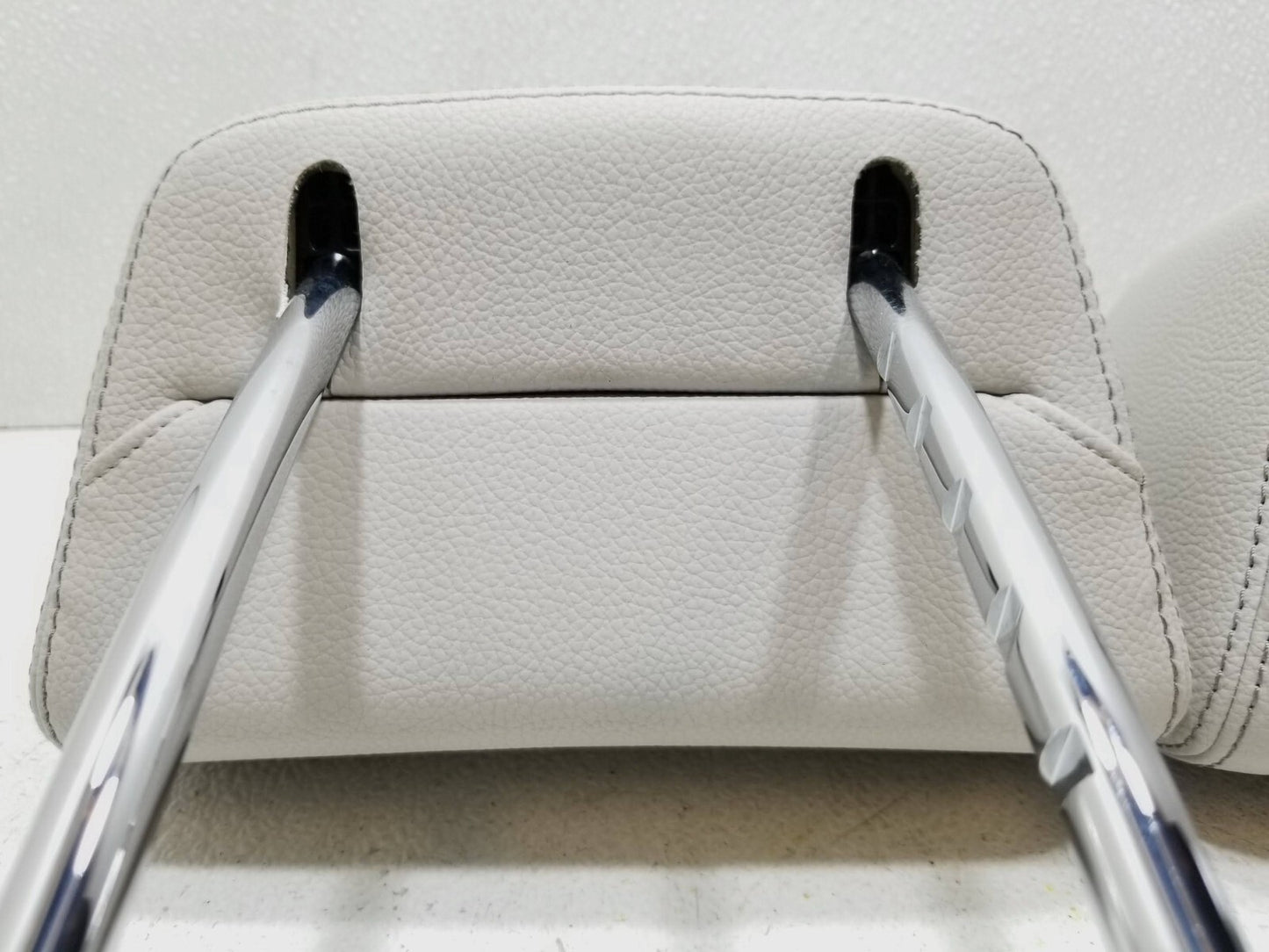 2014 Mercedes E350 Rear Seat Headrest 3pcs OEM