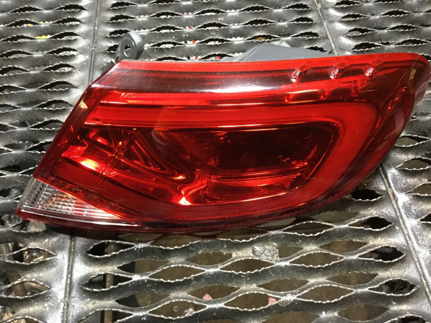 2015 Chrysler 200 Outer Tail Light Right Passenger Side OEM