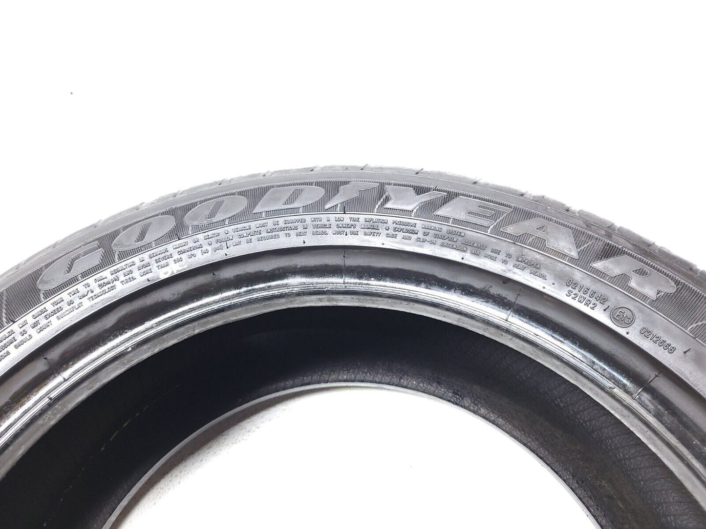 Goodyear Ls2 255/50r19 107h Tread 8/32" Used Tire
