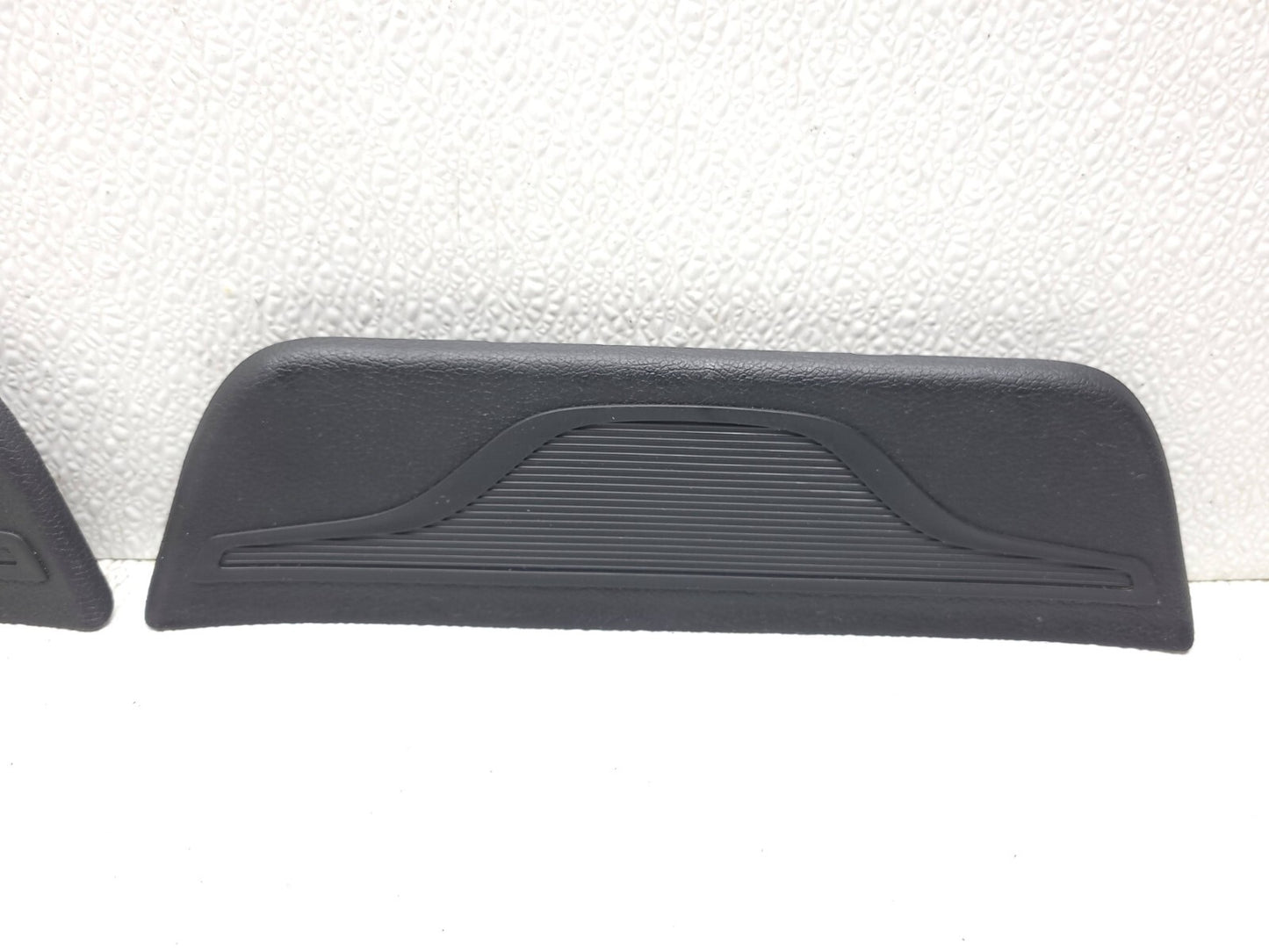 14 15 16 Hyundai Elantra Rear Door Step Scuff Trim Left & Right Pair OEM Sdn