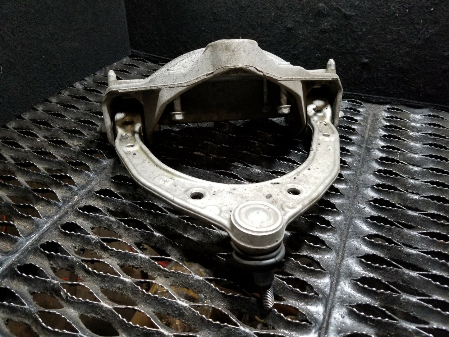 2015 Audi Q7 Front Upper Control Arm W/ Mount Bracket Passenger Side OEM