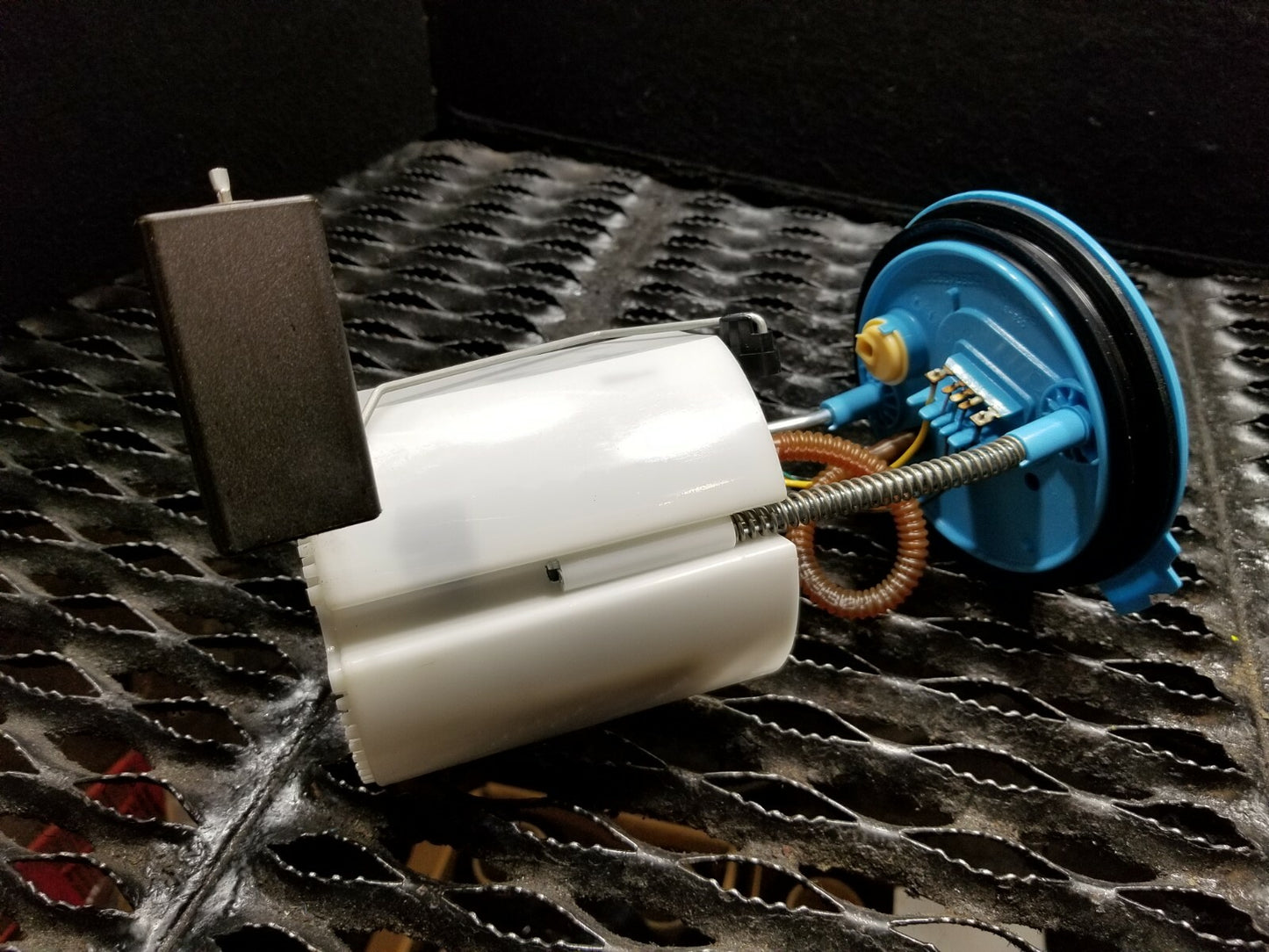 2016 Volkswagen Jetta Fuel Pump OEM