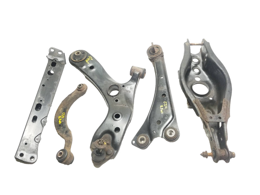 11-17 Lexus CT200h Rear Control Arm Passenger Side 5pcs Oem✅