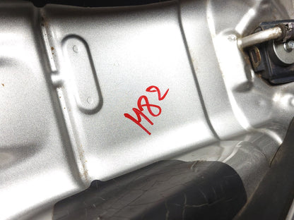 2007 Yamaha Xvs 1300 V-star Fuel Tank Has Damage OEM