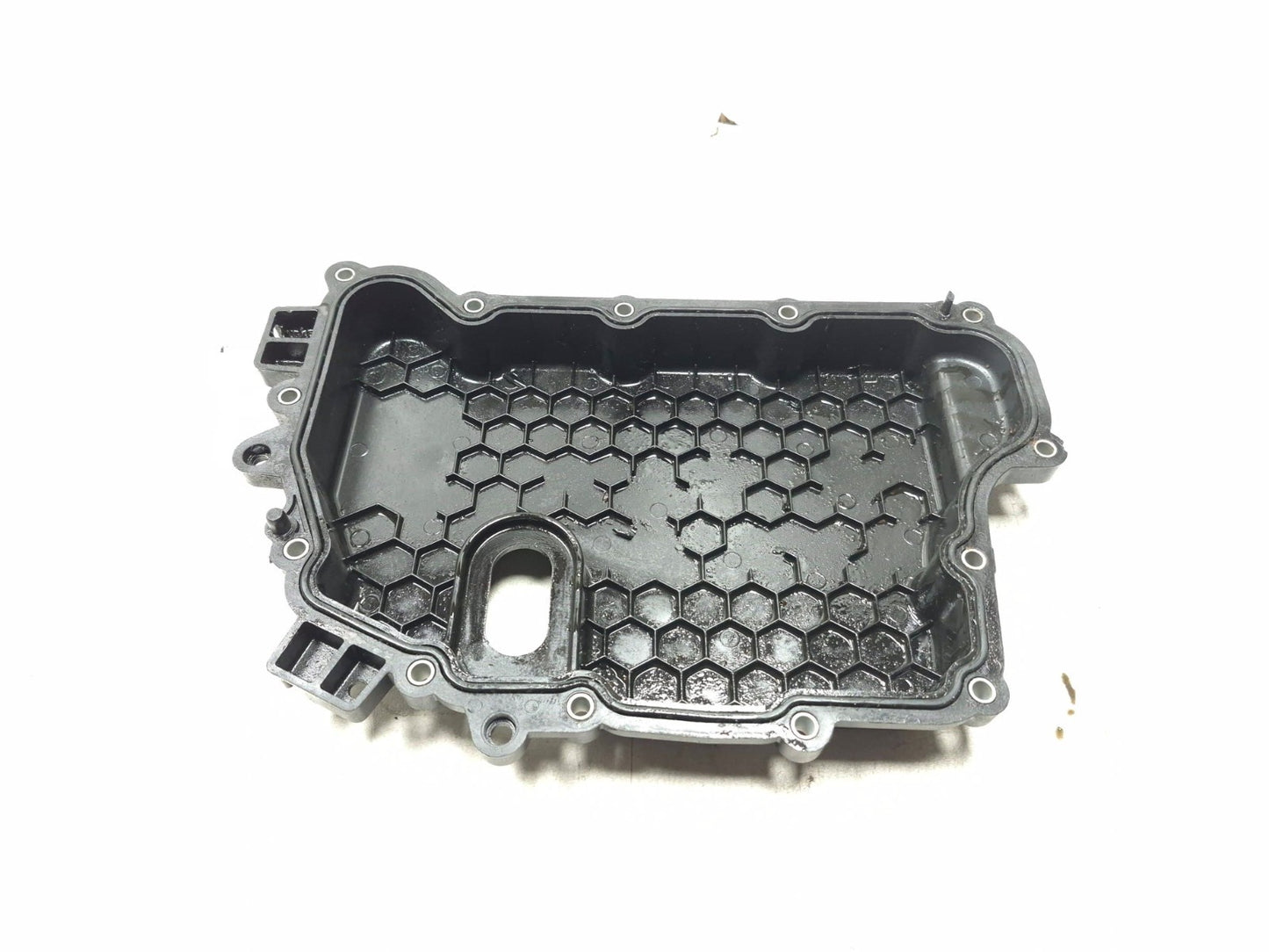 2011 GMC Terrain 2.4l Automatic Transmission Valve Body Cover 6t30 6t40 6t45 Em