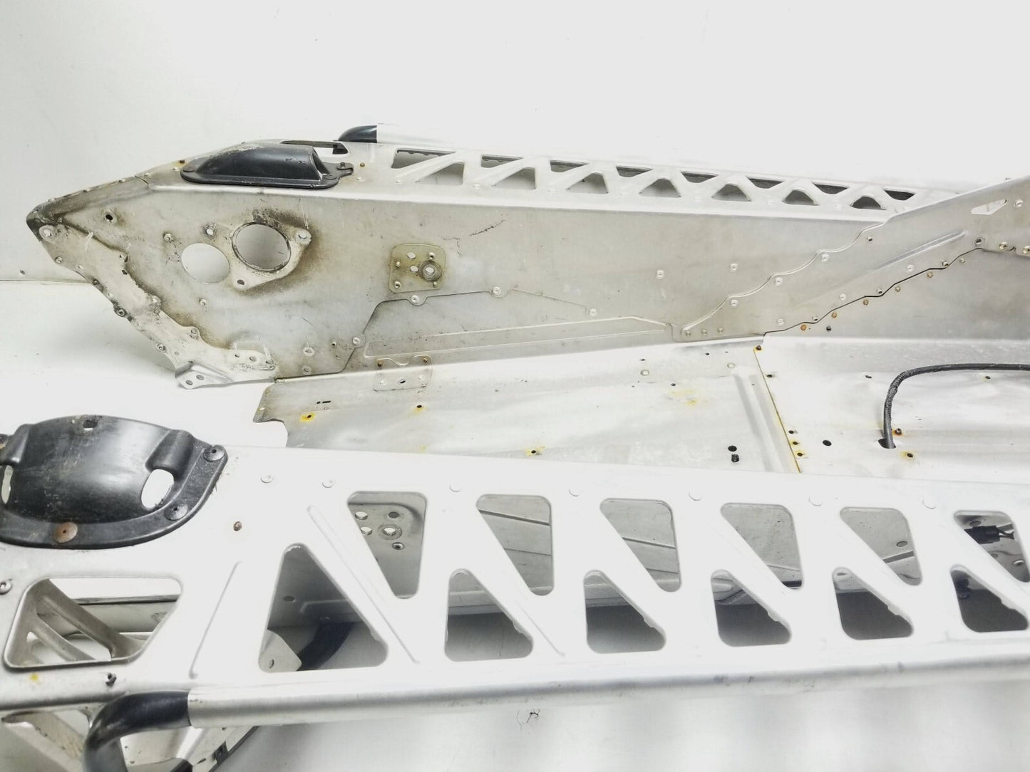 2016 - 2017 Arctic Cat Zr 8000 137" Frame Chassis Tunnel OEM