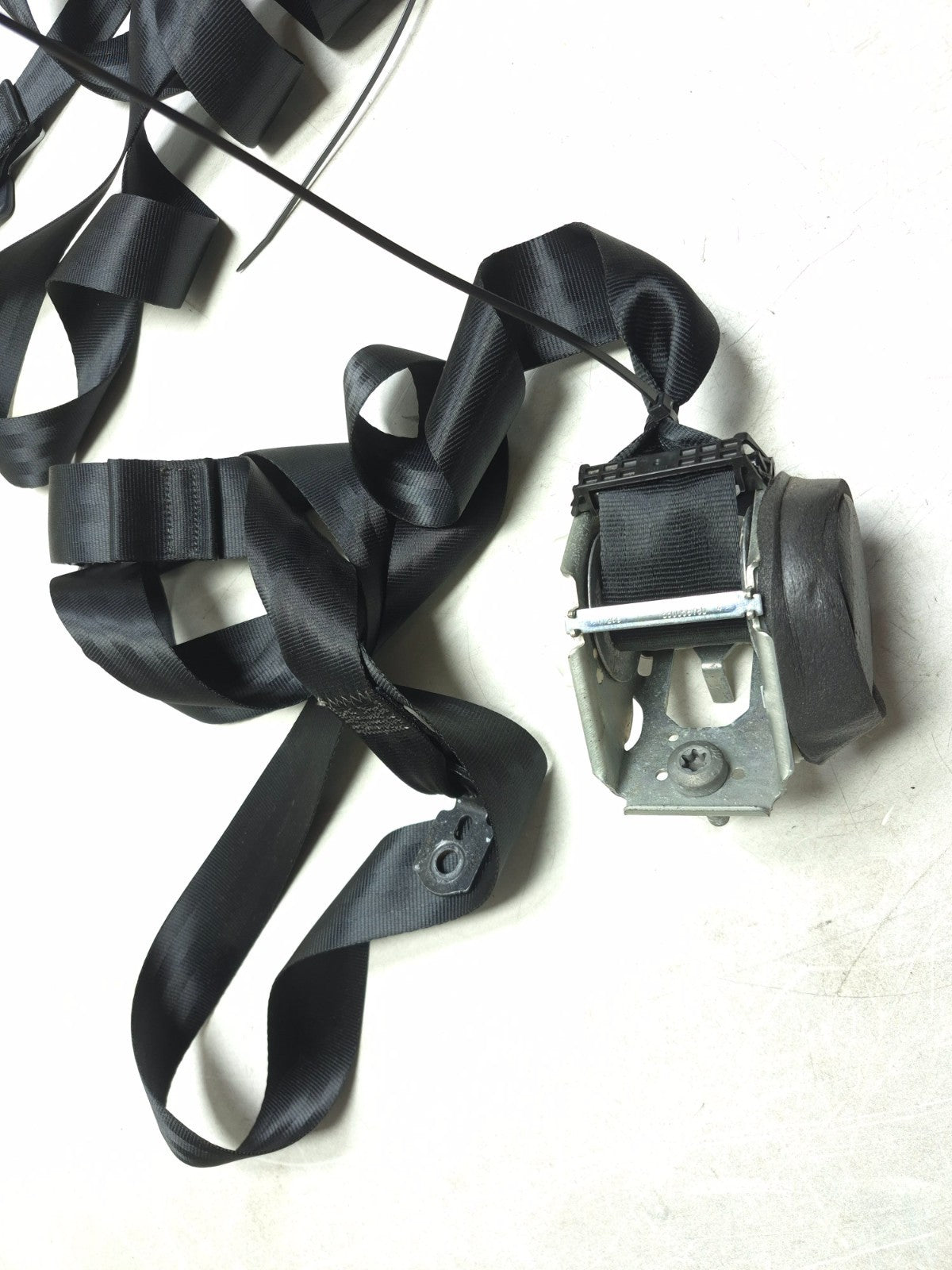 2017 Ford Focus Rear Seat Belt Retractor Left & Right OEM