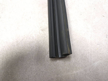 2008 Lincoln Navigator Body Weatherstrip Seal Left & Right OEM
