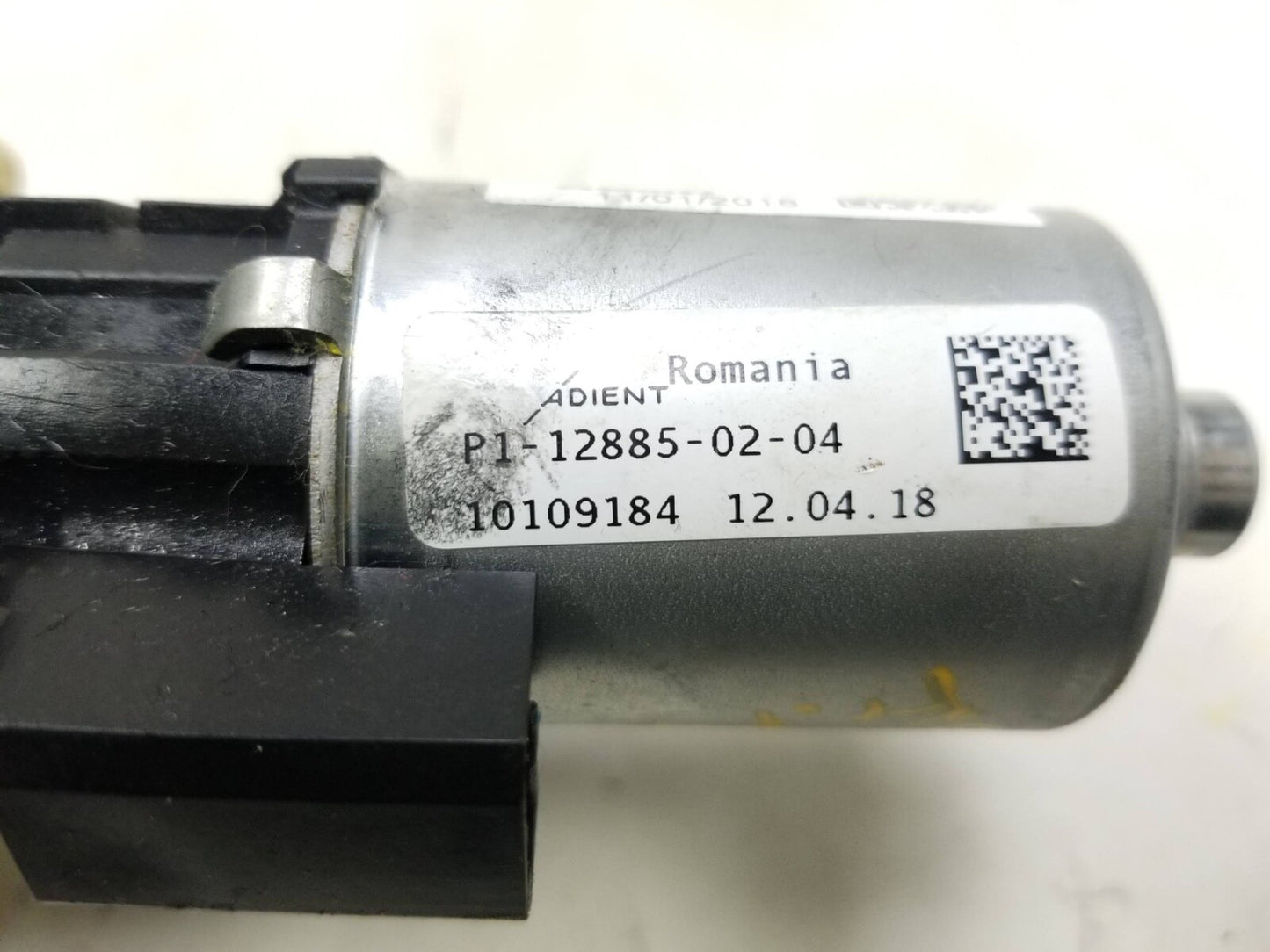 2018 BMW 330xi F30 Seat Adjustment Motor Front Passenger Side Right OEM