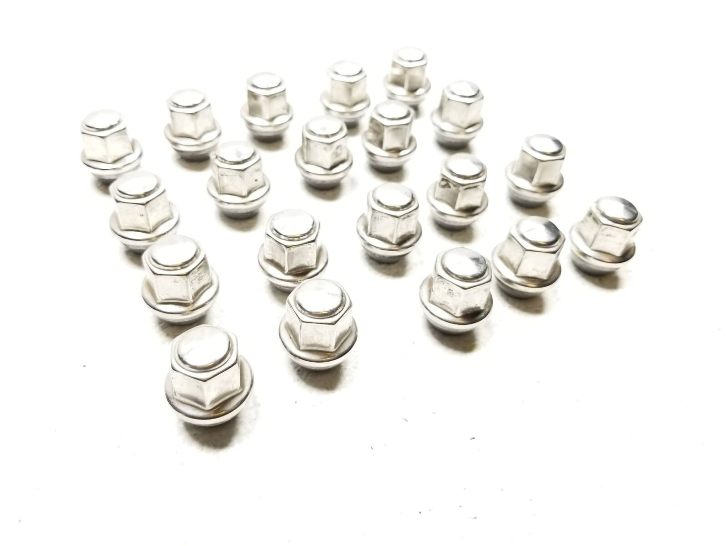 2021 Ford Bronco Wheel Lug Nut 20pcs OEM