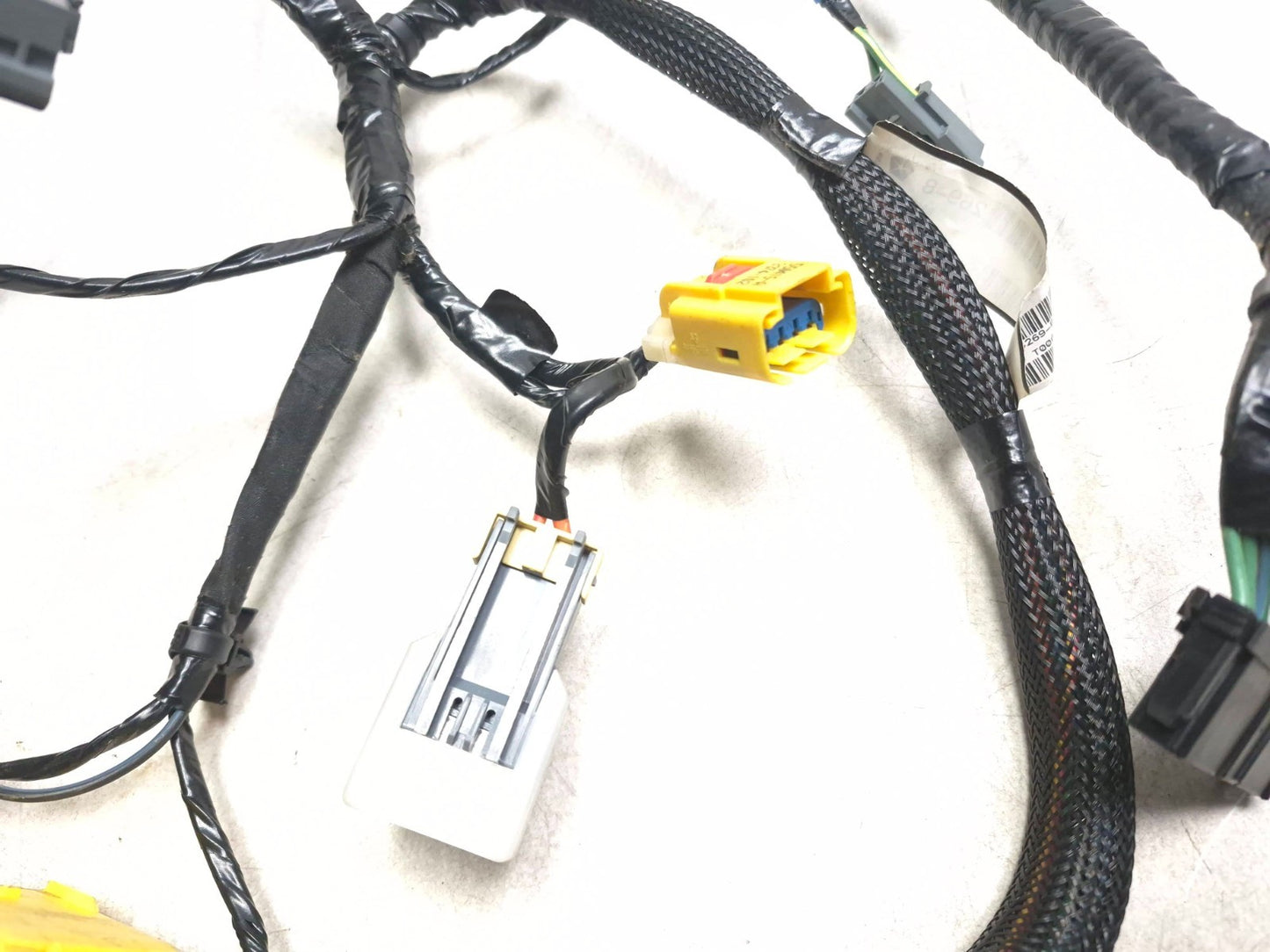 2015 Jeep Compass Front Driver Seat Wiring Harness & Seat Control Module OEM