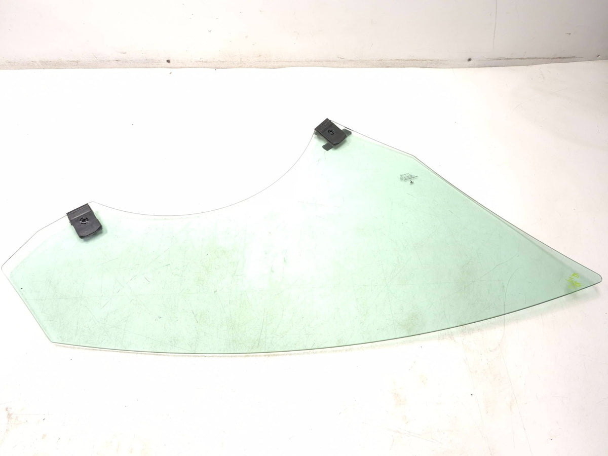 2018 Tesla Model 3 Front Door Window Glass Left Driver Side 1077900-00-a OEM