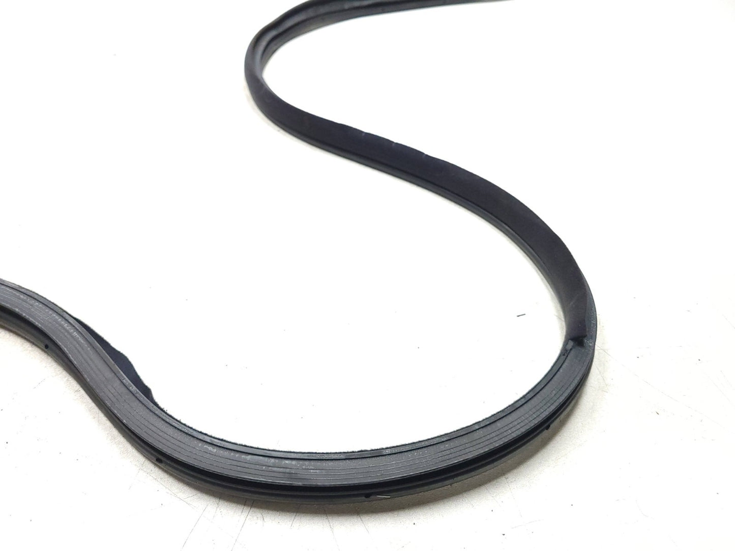 09-14 Hyundai Genesis Door Weatherstrip Seal Front Passenger Side Righ OEM Sedan