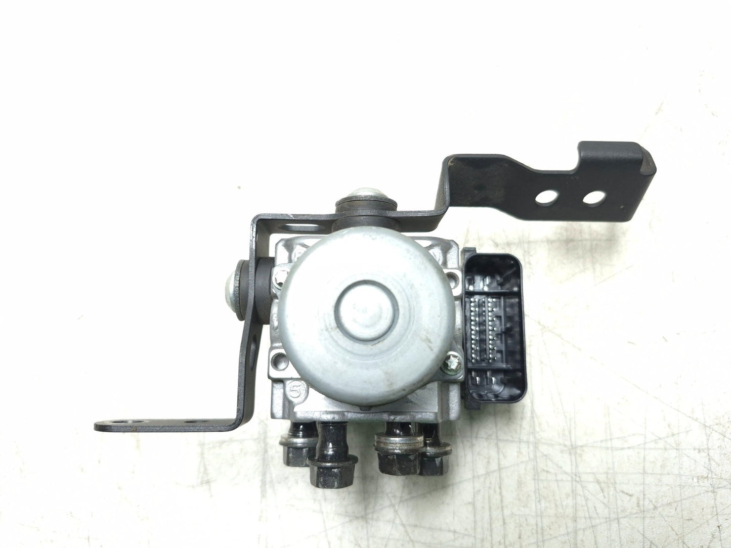 2019 Kawasaki Z400 Er400d ABS Anti Lock Brake Pump OEM