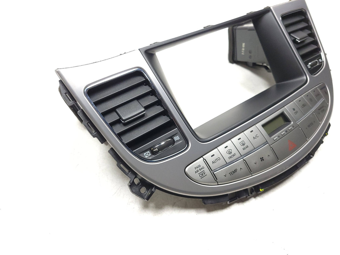 09-14 Hyundai Genesis A/c Heater Temperature Climate Control 97250-3mx OEM Sedan