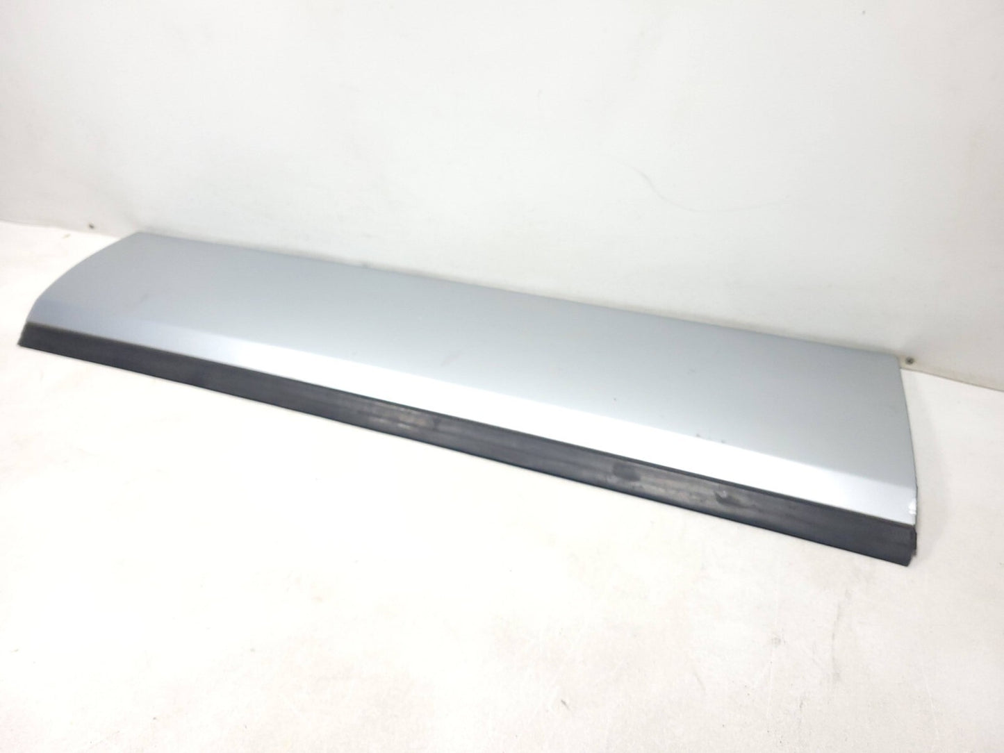 2007 Range Rover Front Door Lower Molding Trim Panel Driver Side Left OEM