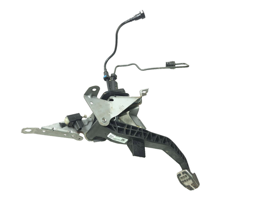 2013 Ford Focus Clutch Pedal Assembly OEM