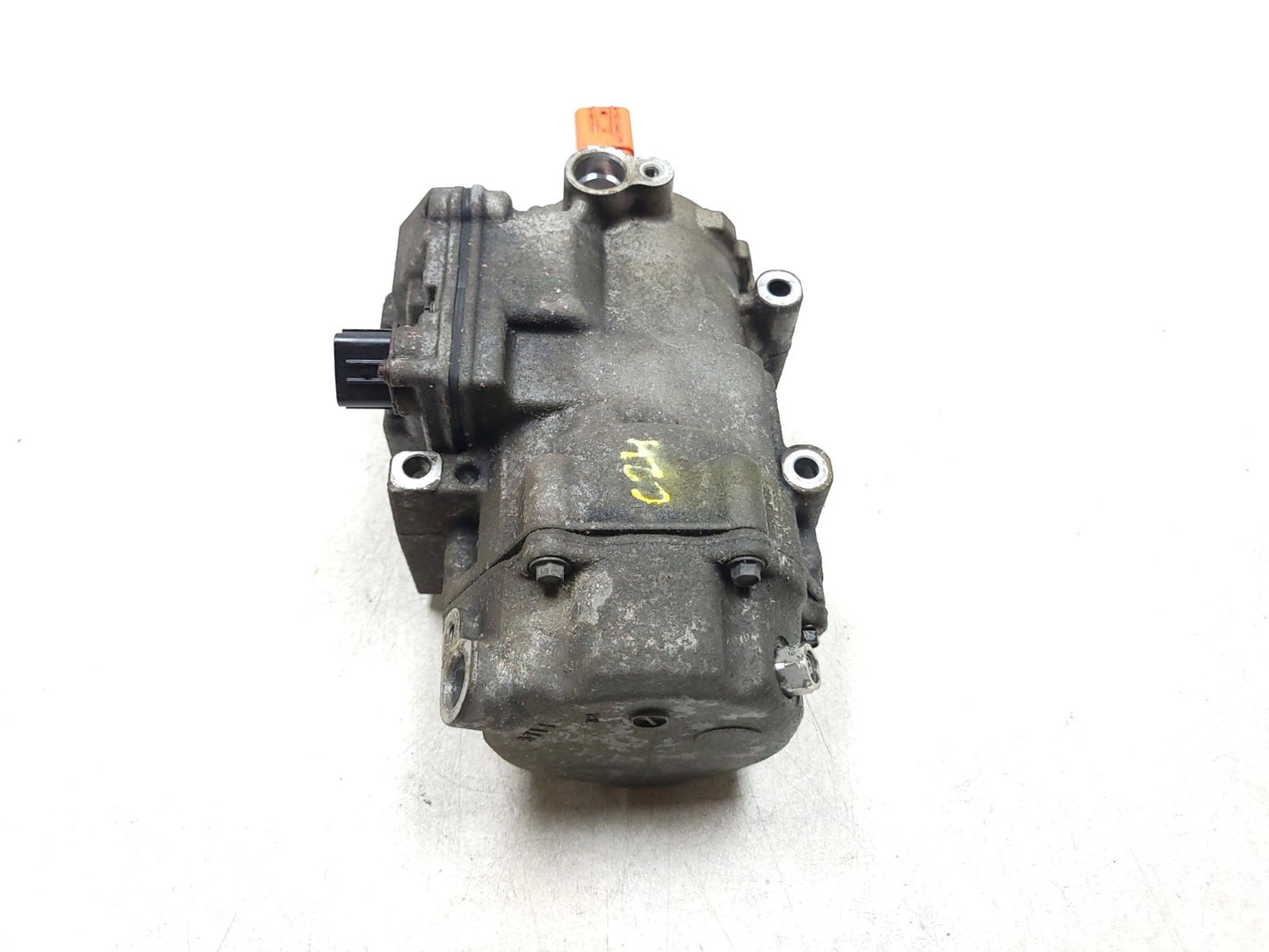 11-17 Lexus CT200h AC Compressor Es27c Oem✅