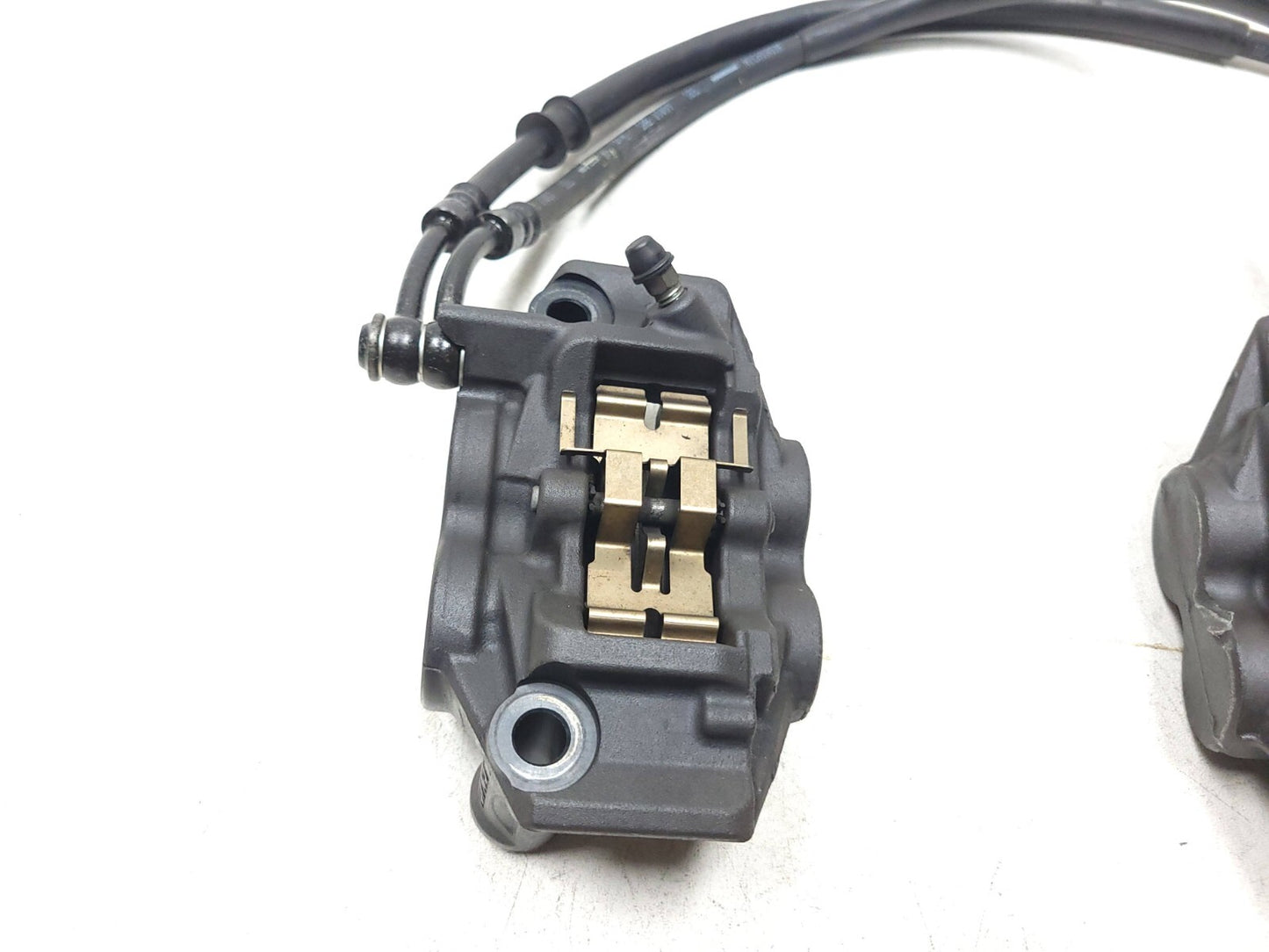 2014 - 2016 Yamaha Fz09 Front Brake Caliper Left & Right OEM