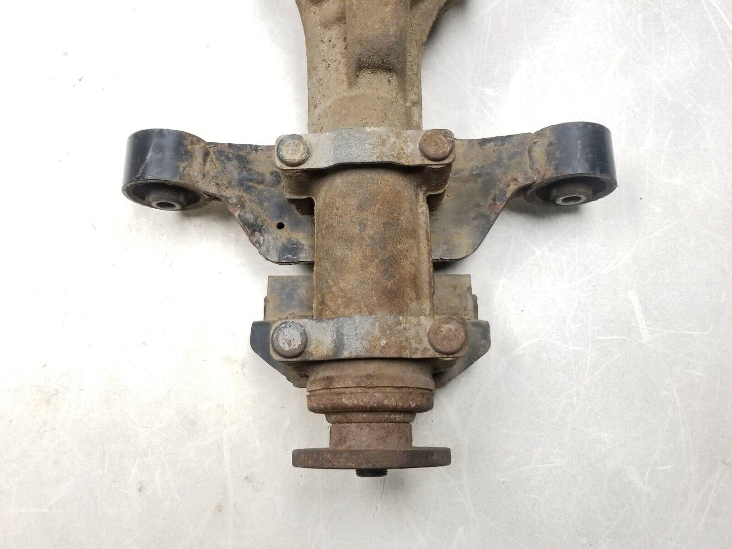 2010 - 2014 Subaru Legacy Rear Differential Carrier 2.5l OEM