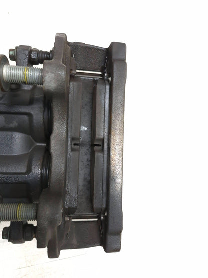 2018 Chrysler 300 AWD Front Brake Caliper Passenger Side Right 3.6loem