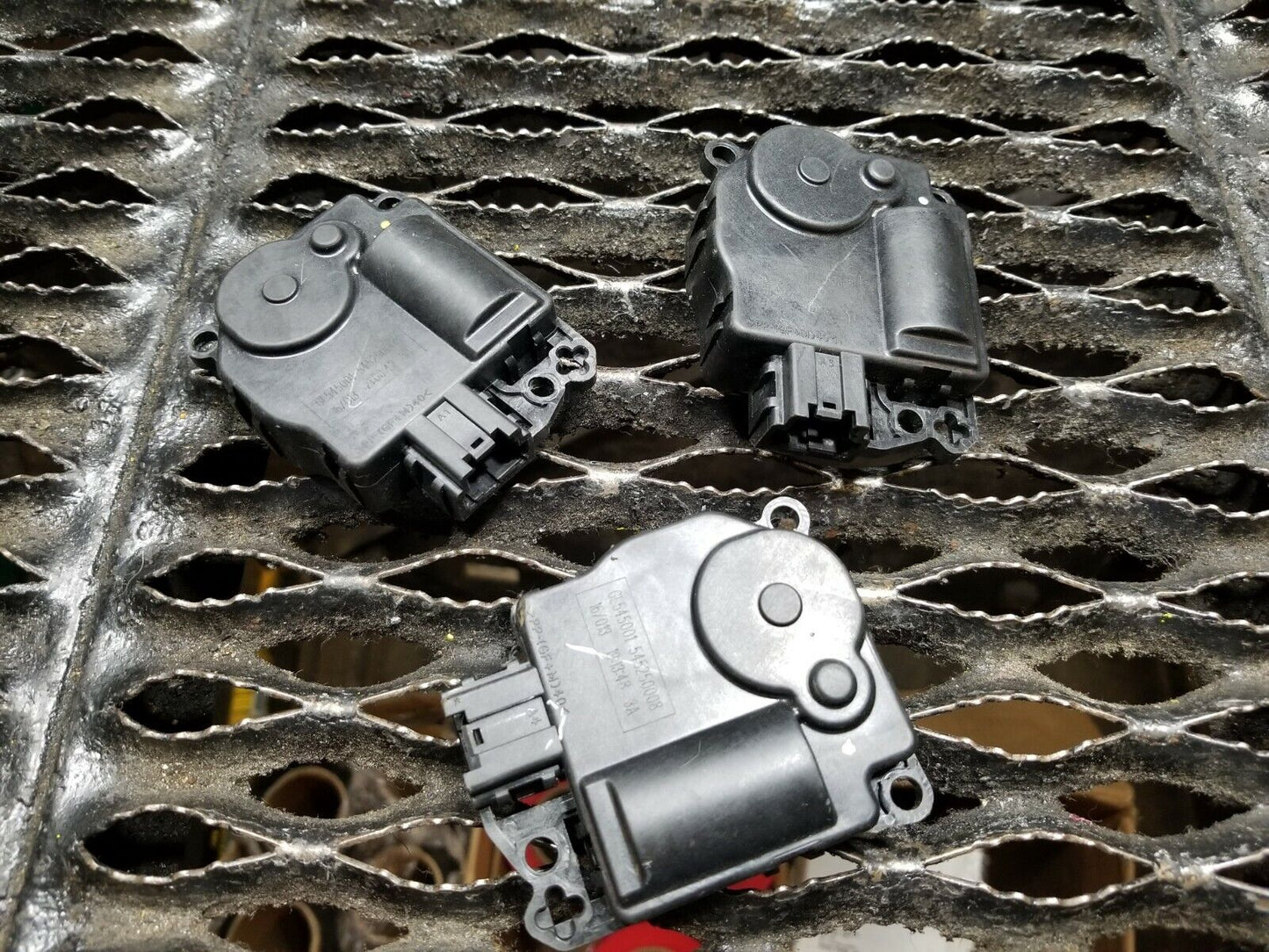 16 17 Dodge Challenger SRT HVAC A/c Heater Flap Servo Actuator Motor Set OEM 12k