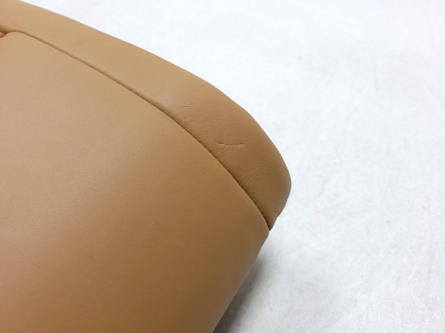 2013 Porsche Cayenne Rear Seat Armrest  OEM