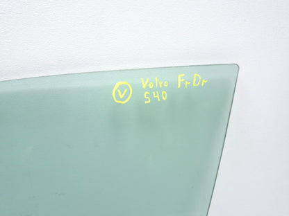 2007 Volvo S40 Door Window Glass Front Driver Side Left OEM