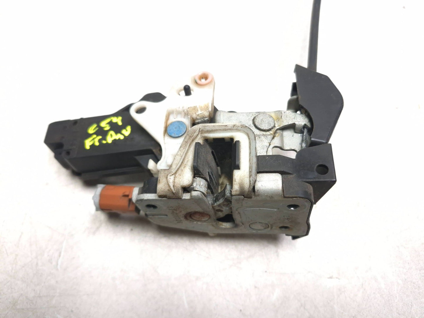 2008 Lincoln Navigator Front Door Lock Latch Actuator Passenger Side Right OEM