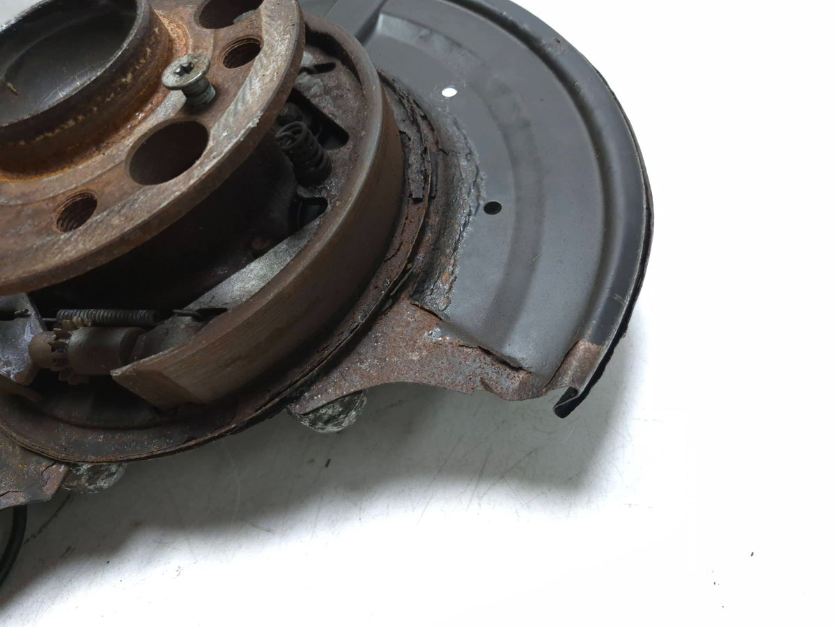 2012 Mercedes W212 E350 Rear Spindle Knuckle W/hub Right Passenger Side OEM