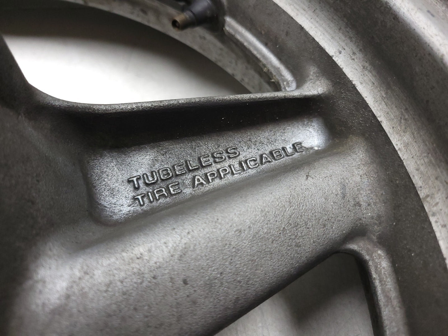 1987 1988 Honda Cbr1000f Wheel Rim & Tire Front & Rear *straight* OEM