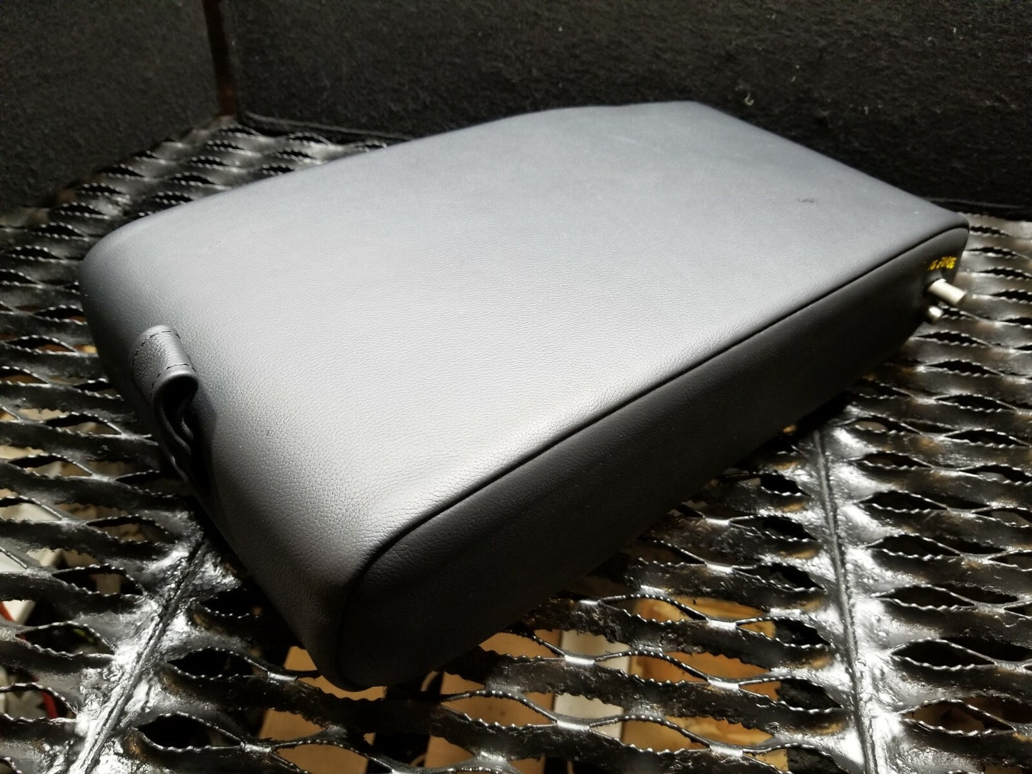 2016 Kia Forte Rear Seat Armrest Arm Rest W/ Cup Holder OEM